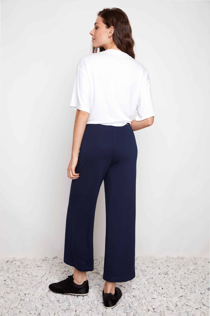 Provence Wide Leg Pintuck Cropped Pant
