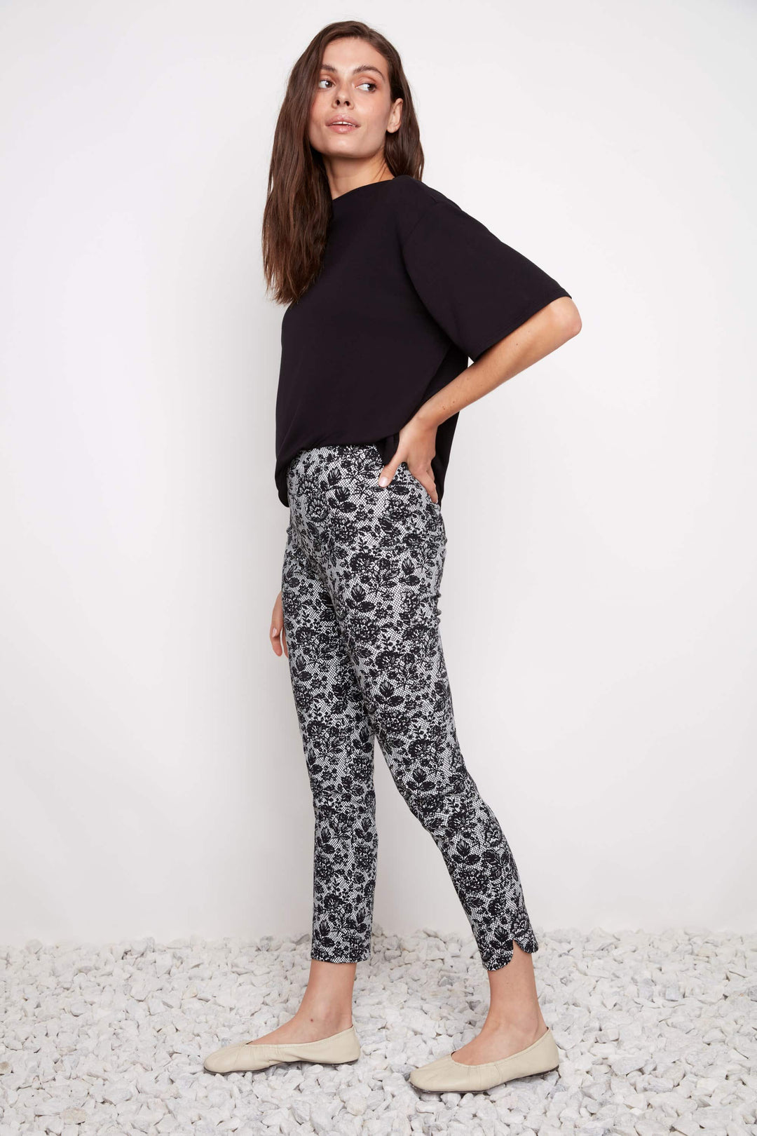 Lacey Techno Petal-slit Ankle Pant Style 68874