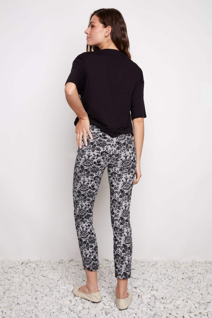 Lacey Techno Petal-slit Ankle Pant Style 68874