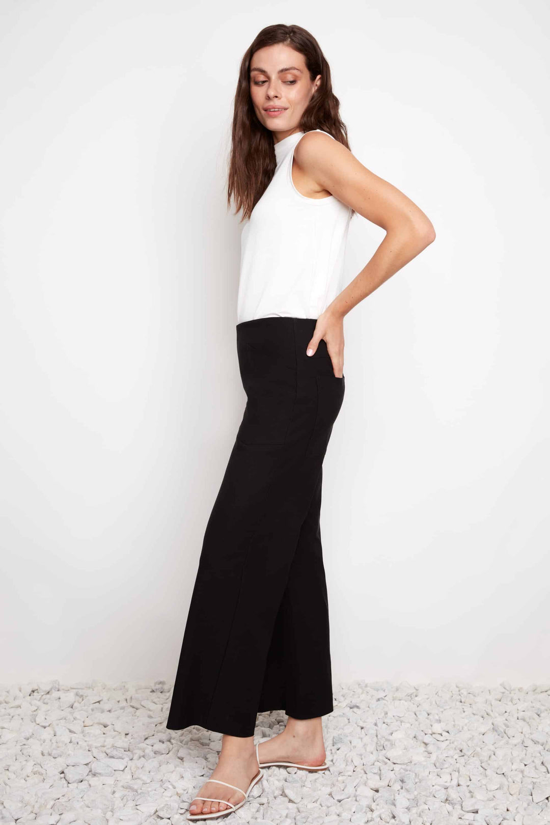 Techno Core Wide Leg Pant