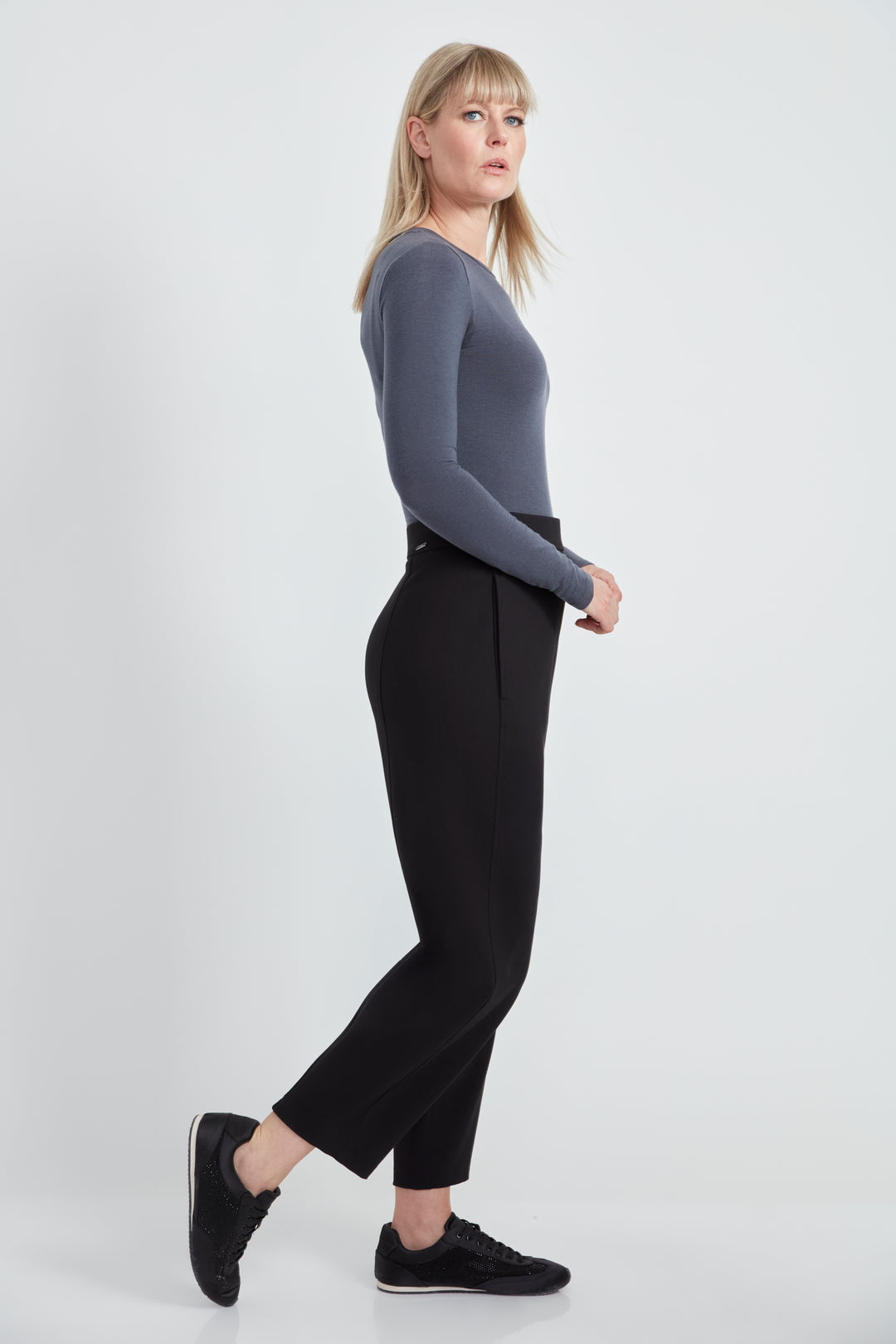 UP! Womens Barrel Leg 69040