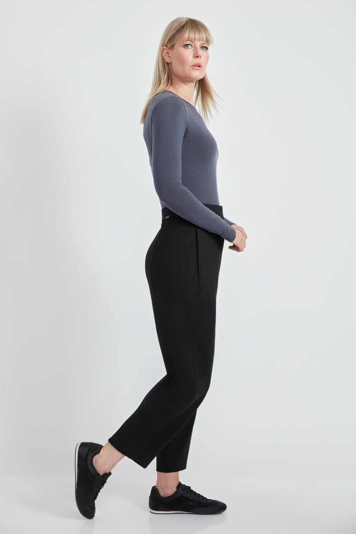 UP! Womens Barrel Leg 69040