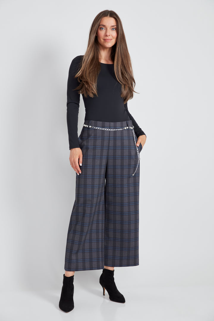 UP! Womens Crop Gaucho 69068