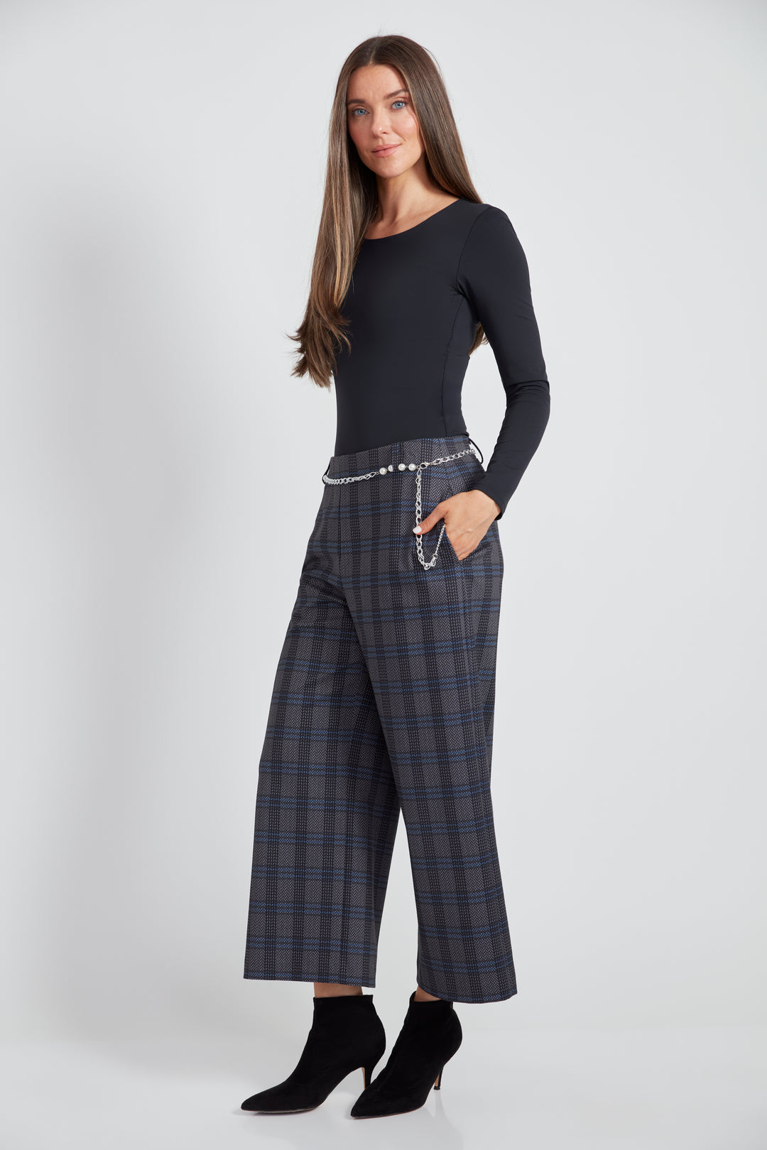 UP! Womens Crop Gaucho 69068