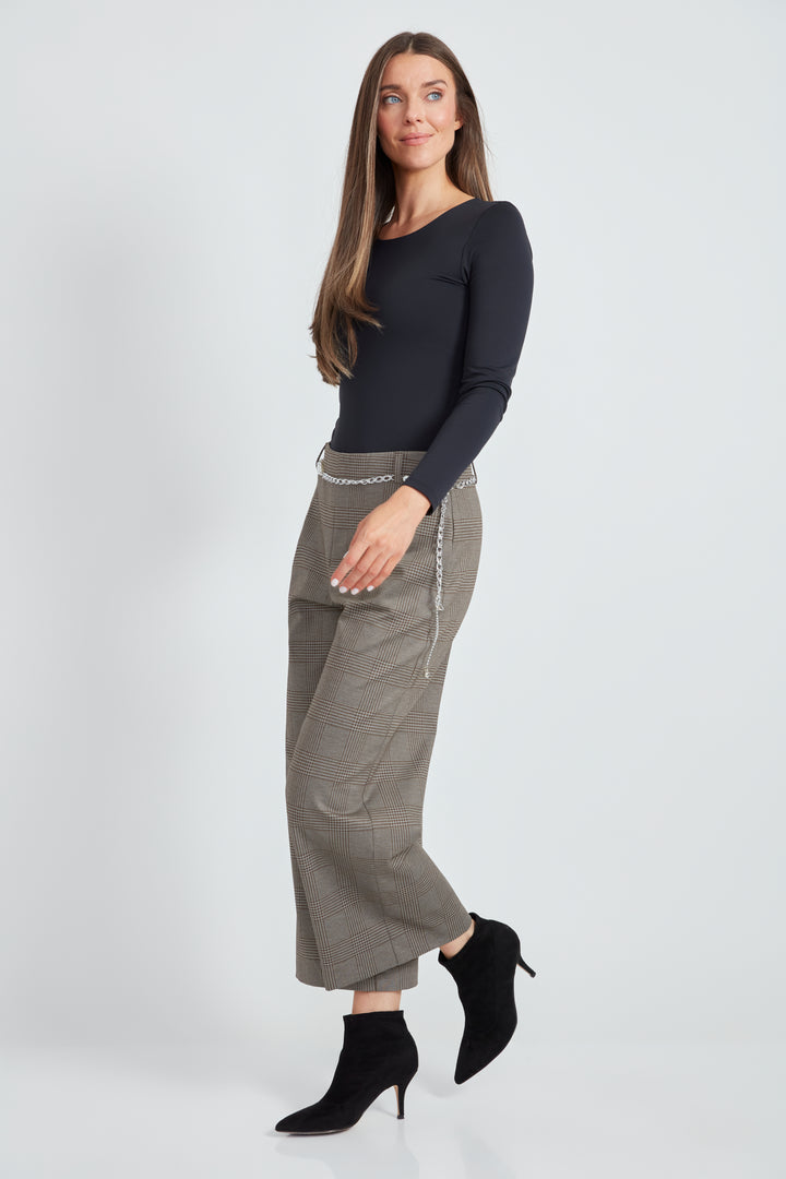 UP! Womens Crop Gaucho 69110