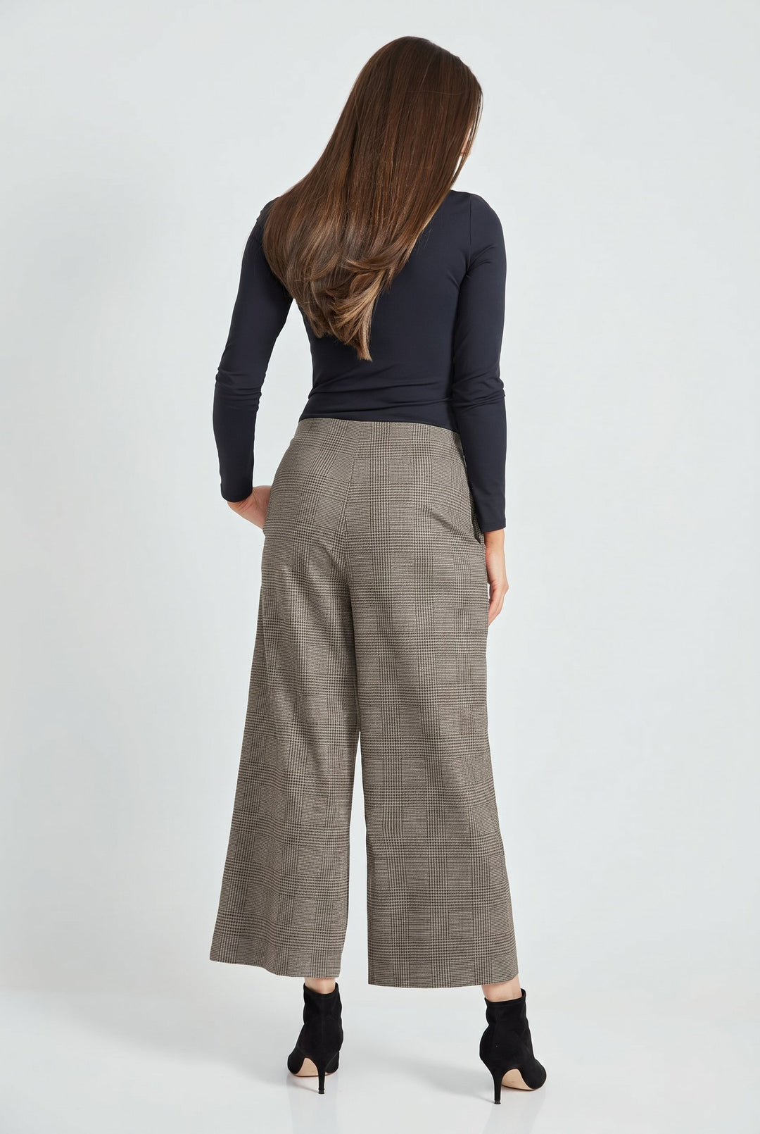 UP! Womens Crop Gaucho 69110