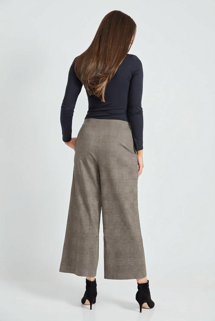UP! Womens Crop Gaucho 69110
