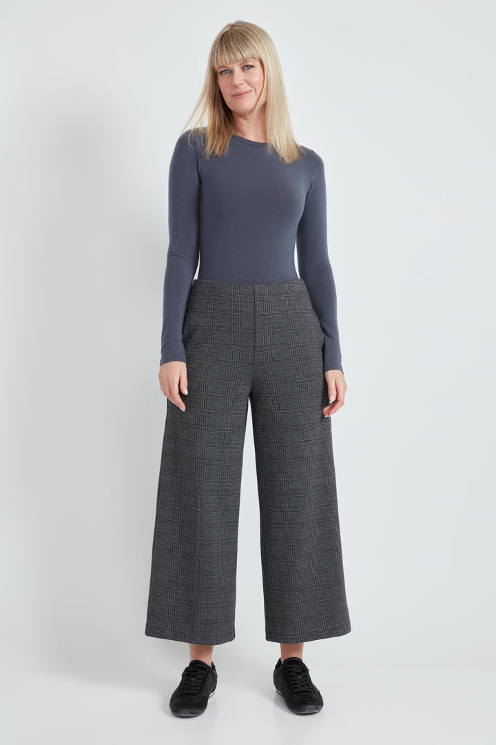 UP! Womens Crop Gaucho 69112