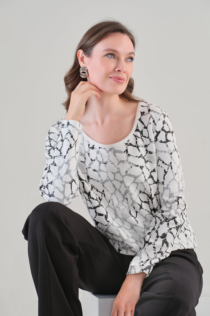 Tricotto Knit Pullover 96106