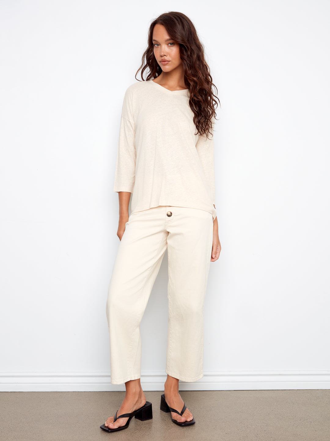 Foiled V-Neck 3/4 Sleeve Top