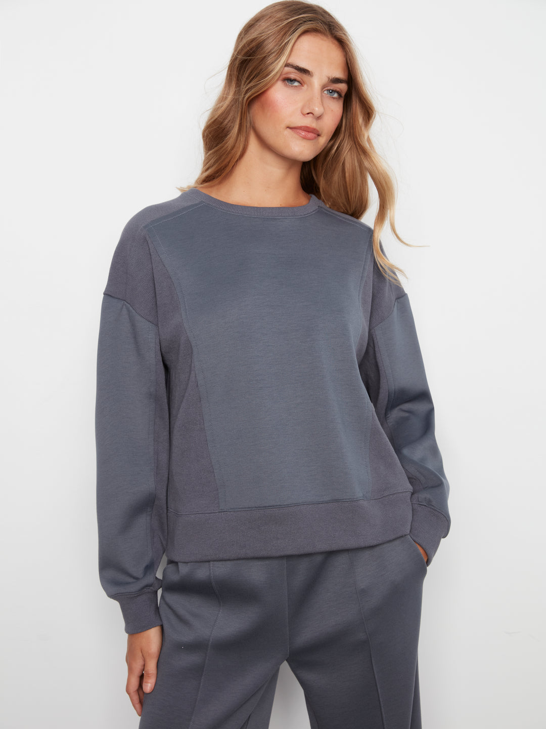 Crewneck Soft Scuba Top