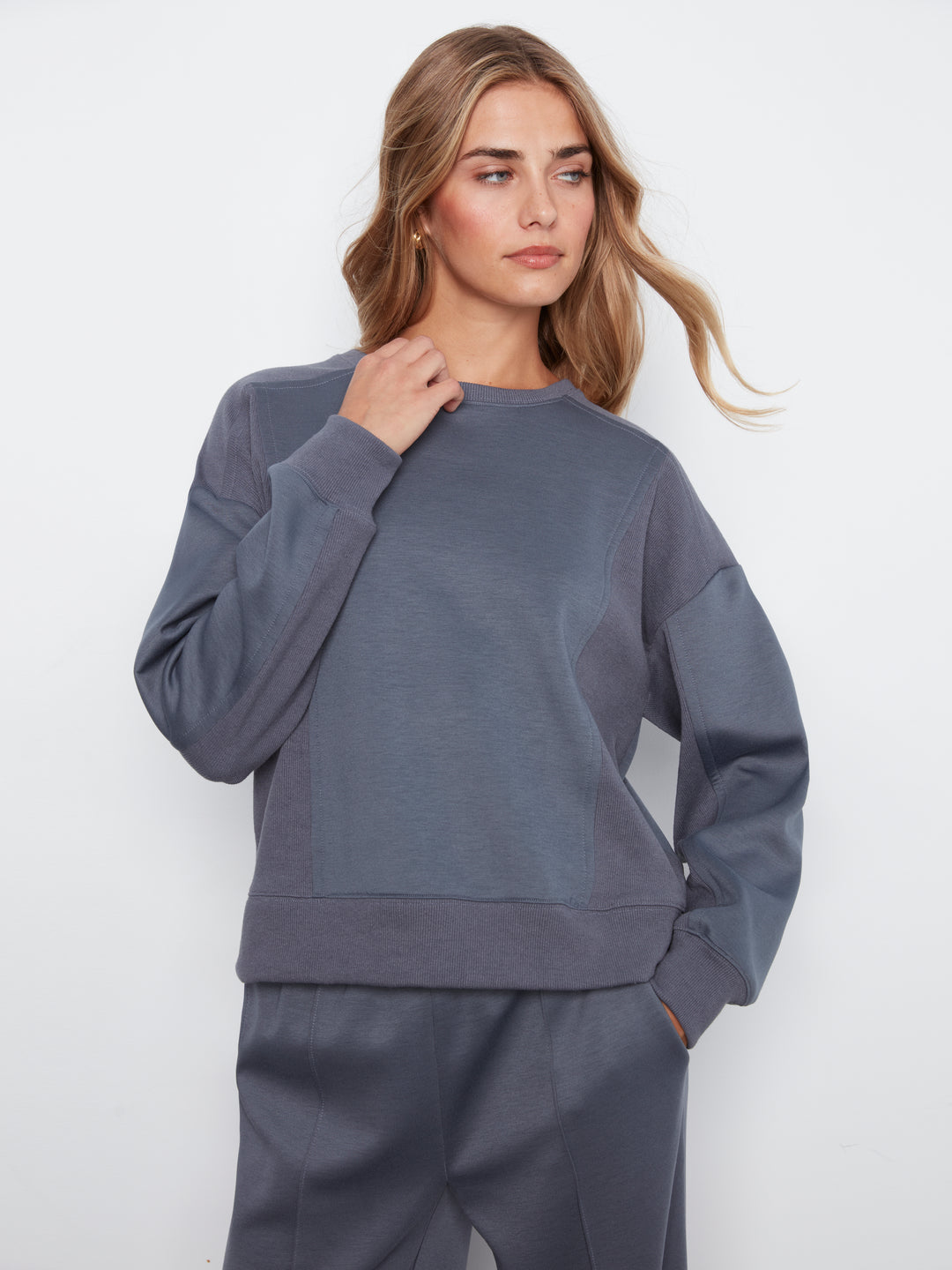 Crewneck Soft Scuba Top