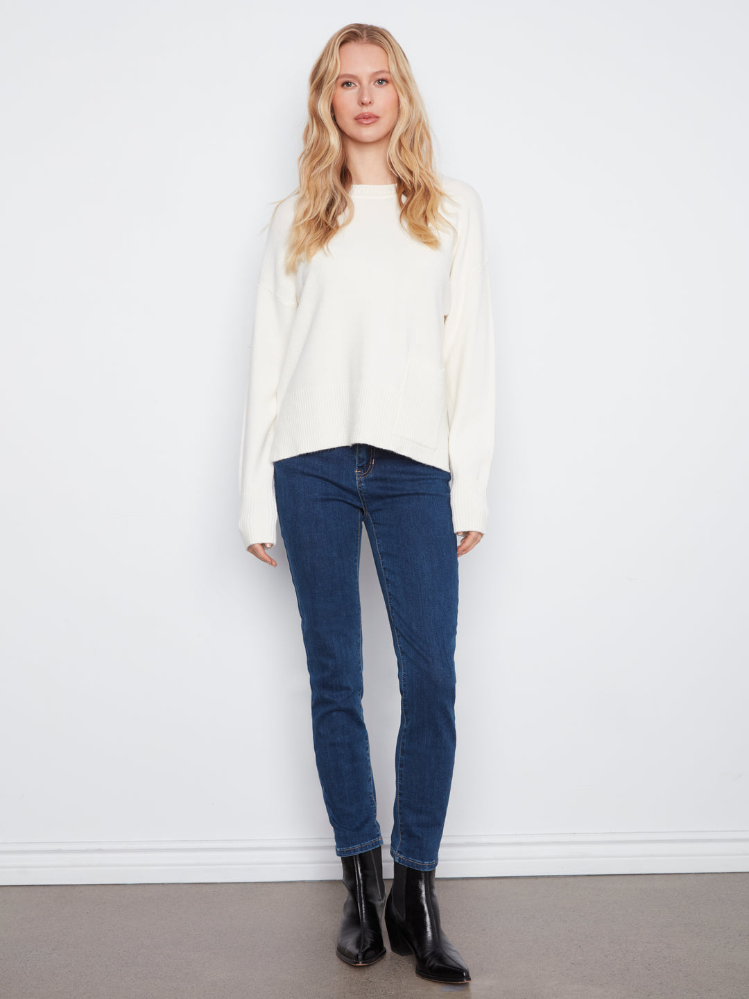 Crew Neck Cropped Sweater with Pocket