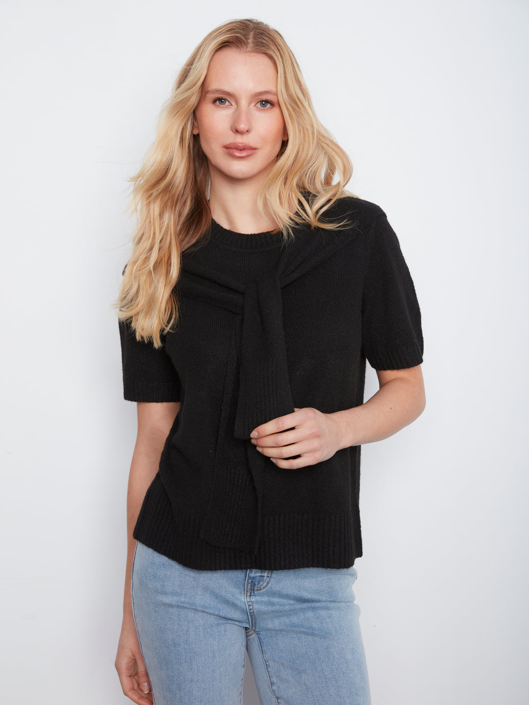 Short Sleeve Crew Neck Sweater With Combined Sleeves Detail