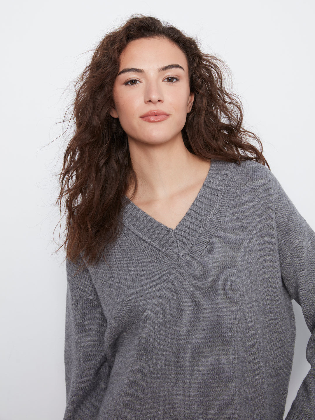 Long Sleeve Drop Shoulder V Neck Sweater With Fully Fashion Rib Detail