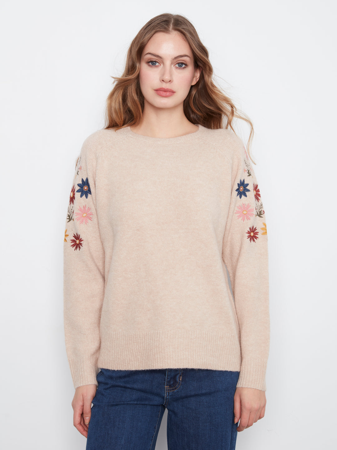 Long Sleeve Raglan Sweater w/ Embroidery