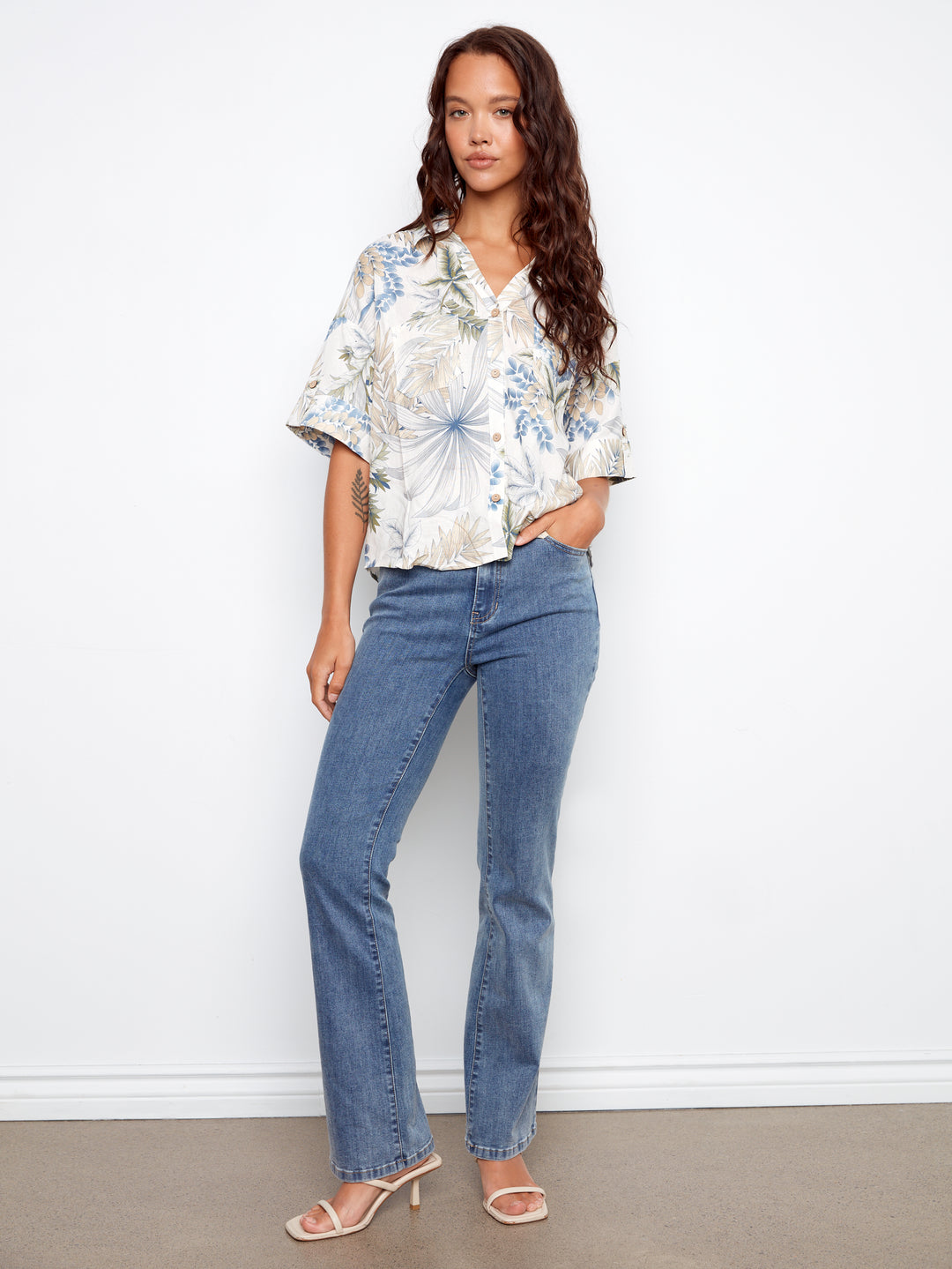Printed Short Sleeve Button Front Linen Blouse With Patch Pockets