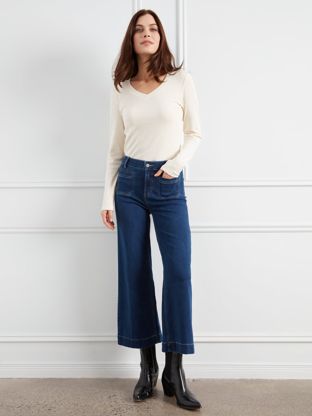 Cropped Insert Pocket Wide Leg Stretch Denim Pants