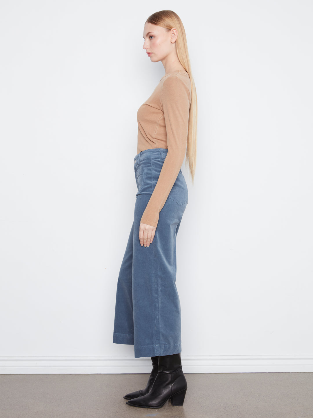Cropped Insert Pocket Wide Leg Corduroy Pants
