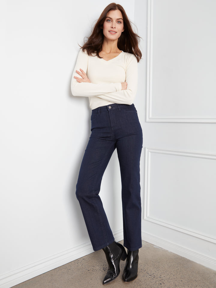 Straight Leg Stretch Denim Pants With Elastic Inside Waist