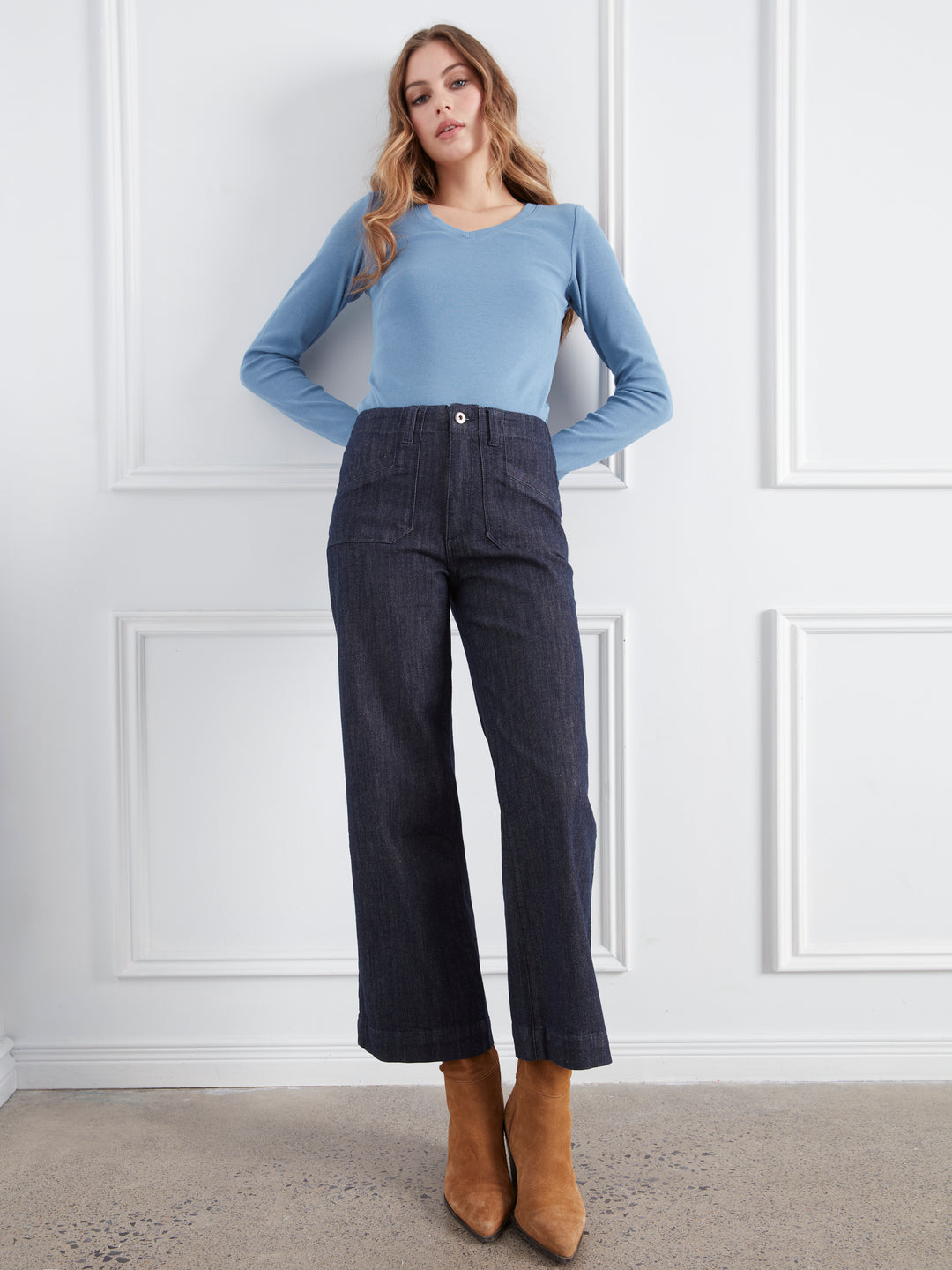 Cropped Wide Leg Stretch Denim Pants With Patch Pockets