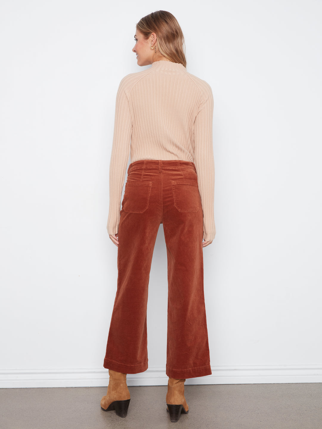 Cropped Wide Leg Corduroy Pants With Patch Pockets