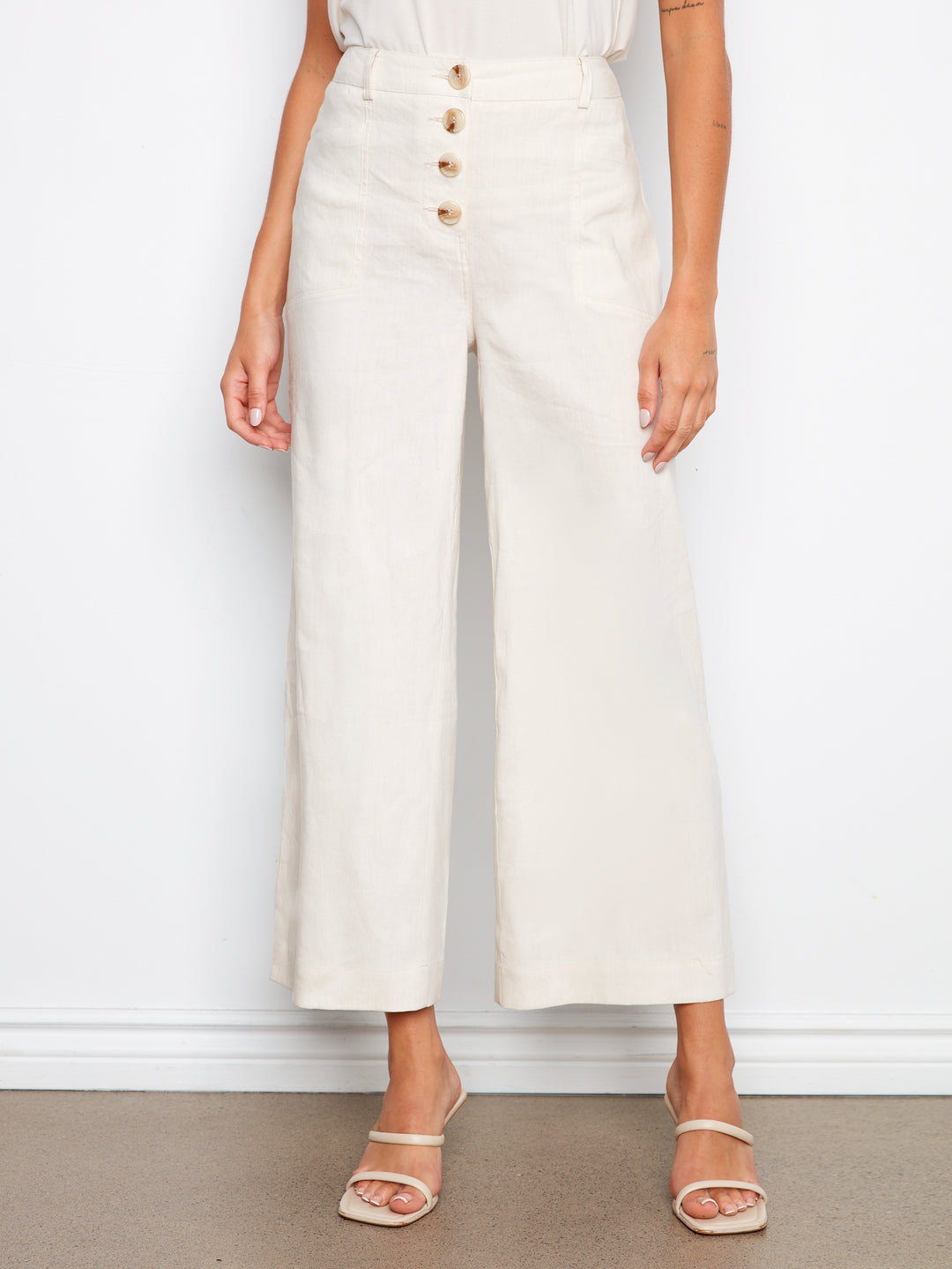 Stretch Linen Wide Leg Button Front Pants