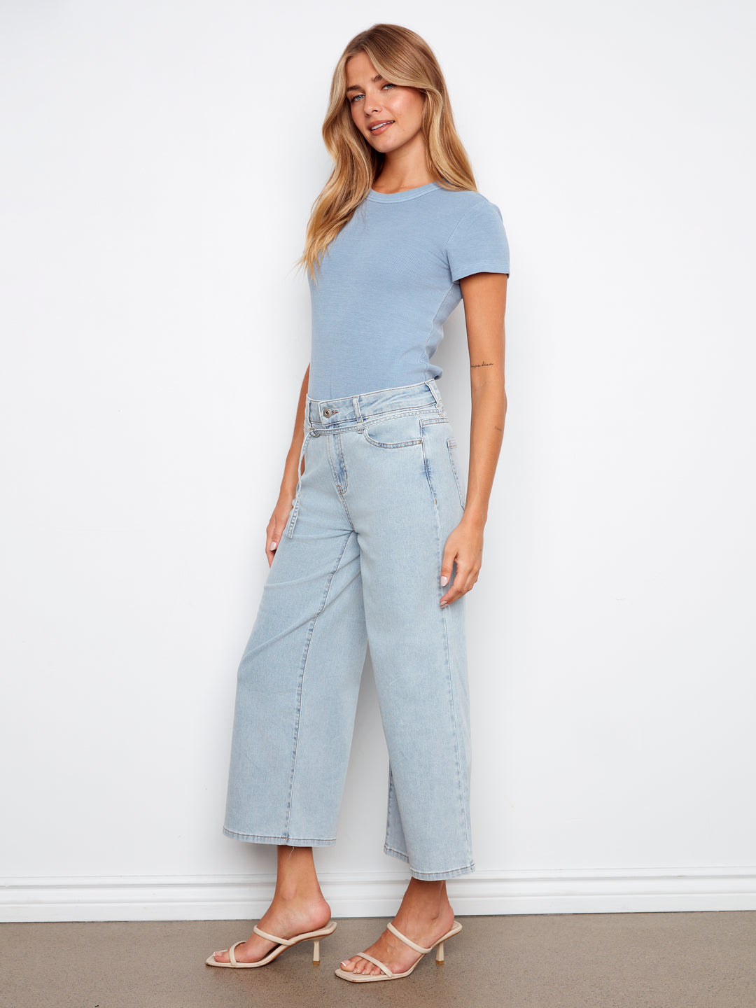 Belted Cropped Wide Leg Jeans