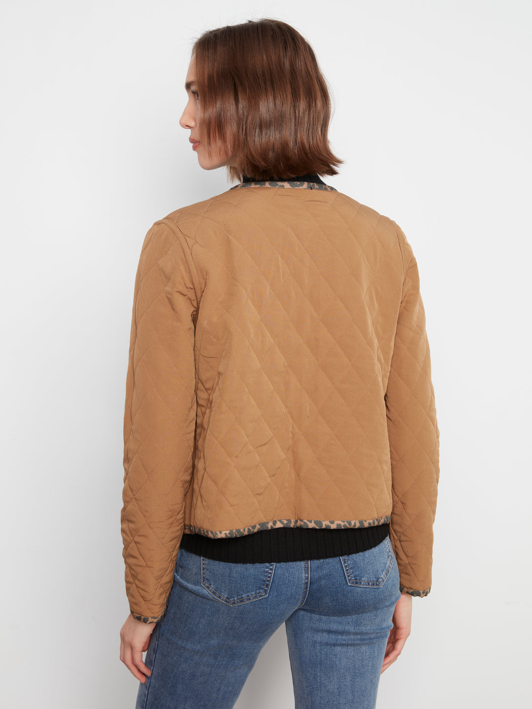 Printed  Puffer With  Edge Binding