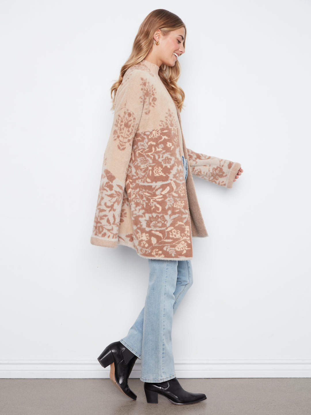 Wide sleeve Cardi With Patch Pocket