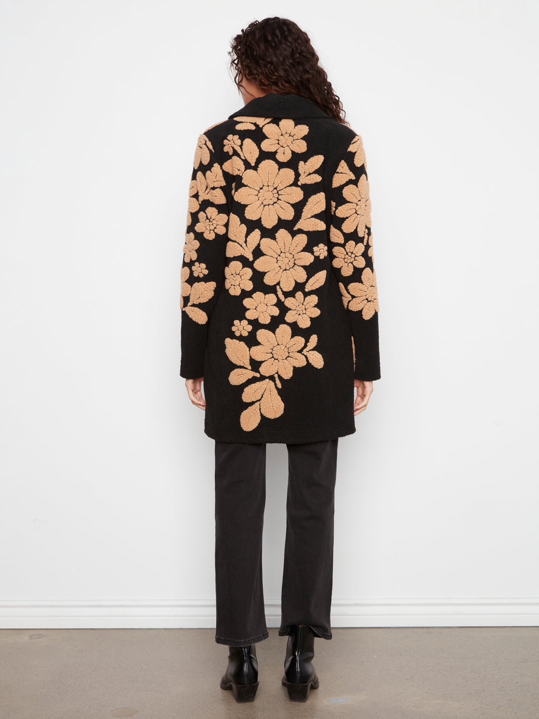 Coat with Open Collar - 3 Buttons
