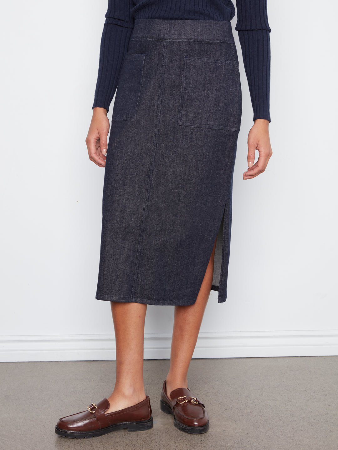 Pull-on Midi Skirt With Patch Pockets and Side Slits